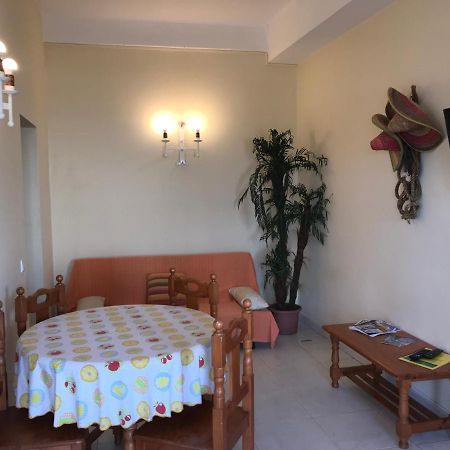 Apartamentos Barracuda Фаро Екстериор снимка