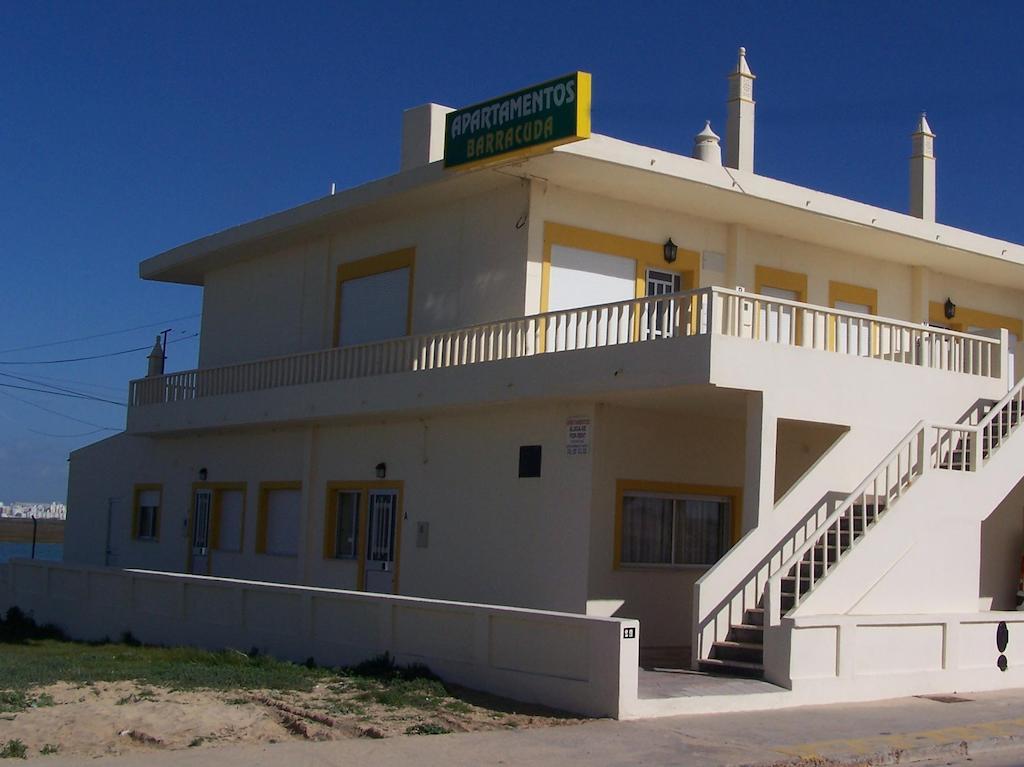 Apartamentos Barracuda Фаро Екстериор снимка