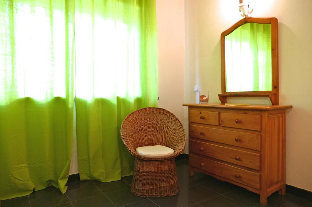 Apartamentos Barracuda Фаро Стая снимка