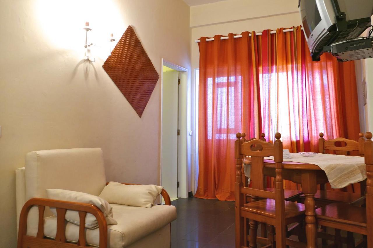 Apartamentos Barracuda Фаро Стая снимка
