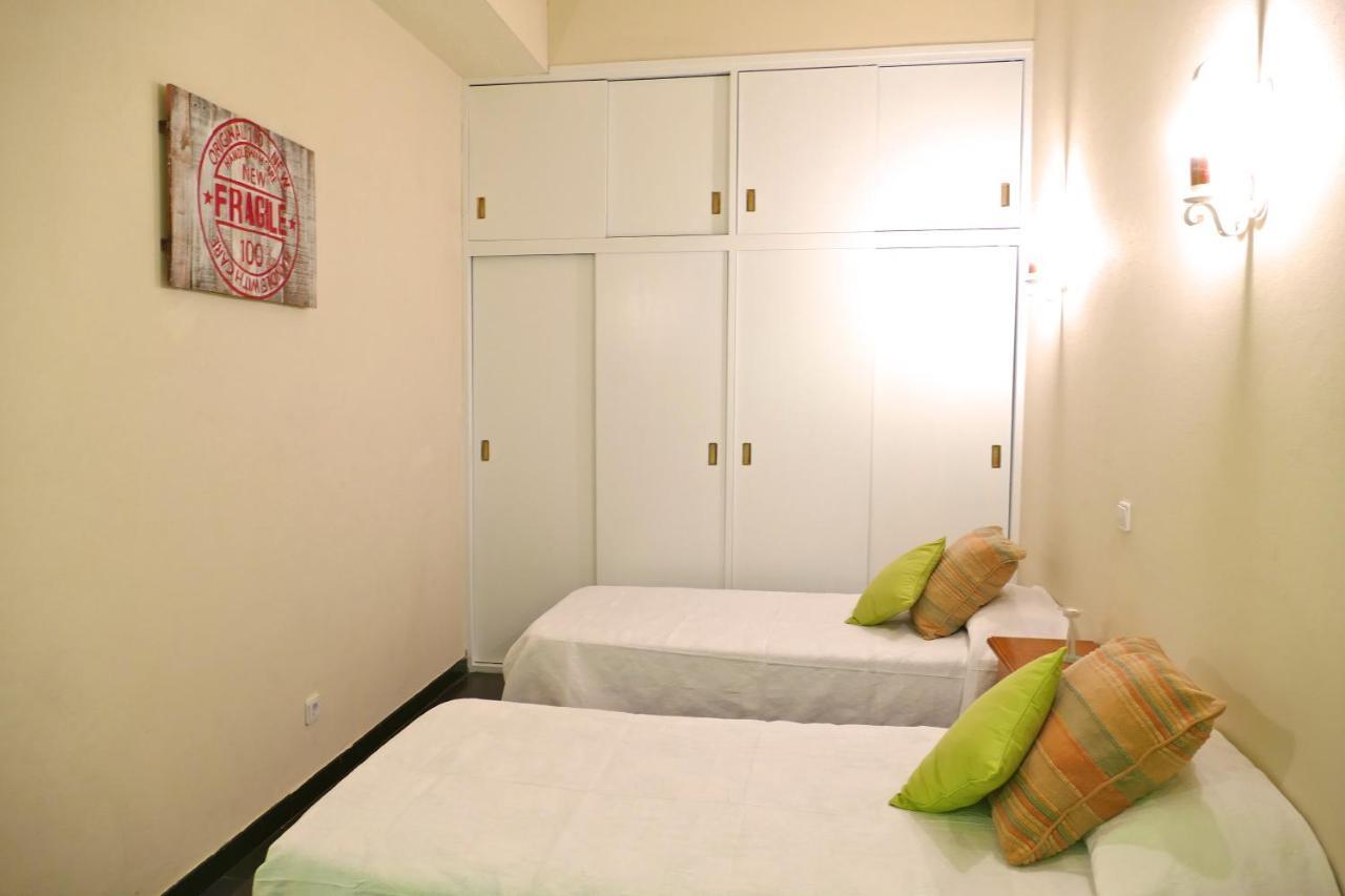 Apartamentos Barracuda Фаро Екстериор снимка